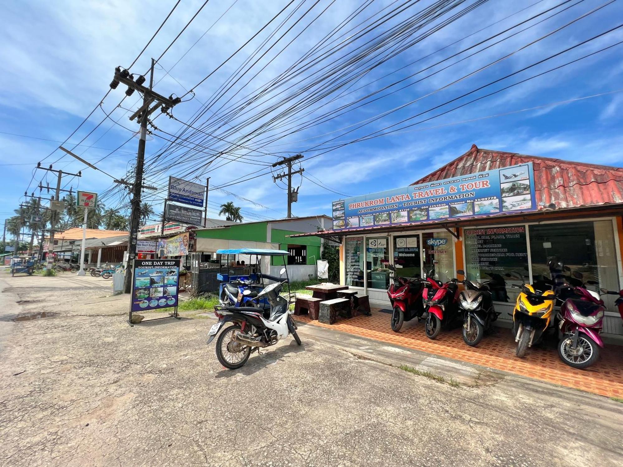 Prukrom Lanta Guesthouse Koh Lanta Bagian luar foto