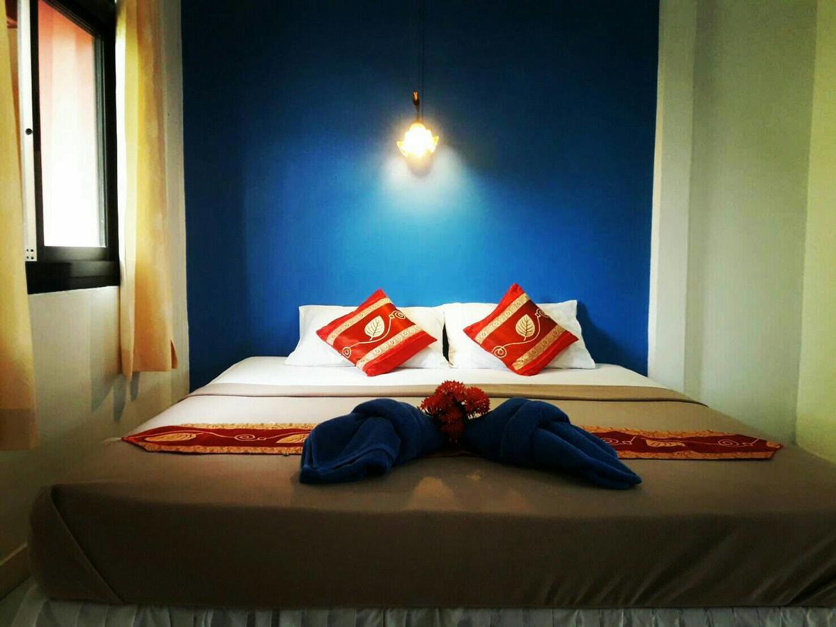 Prukrom Lanta Guesthouse Koh Lanta Bagian luar foto