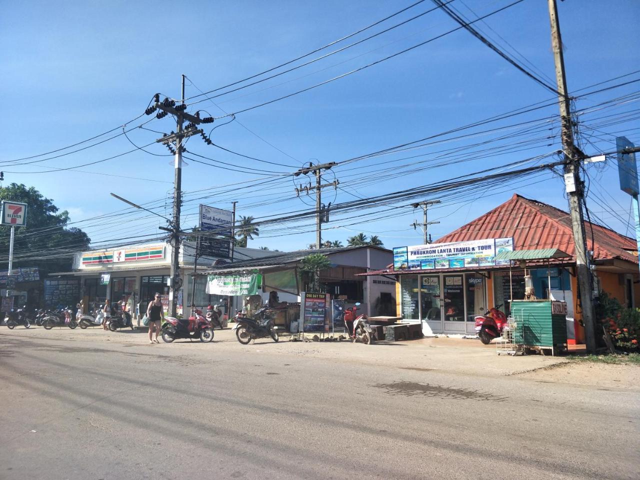 Prukrom Lanta Guesthouse Koh Lanta Bagian luar foto